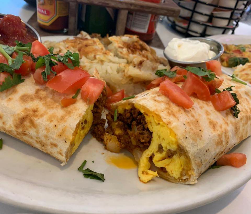 Dina's Diner-4