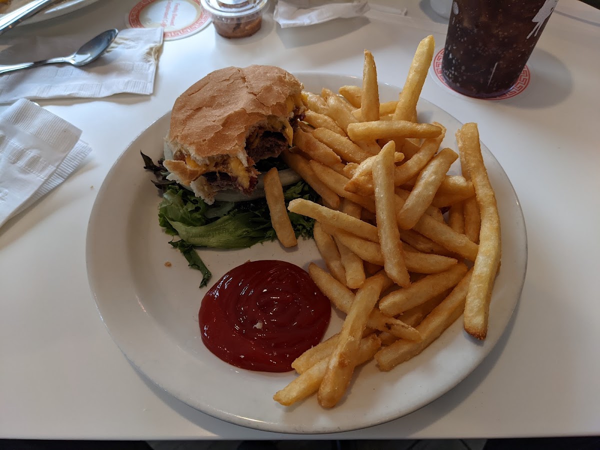 Dina's Diner-6