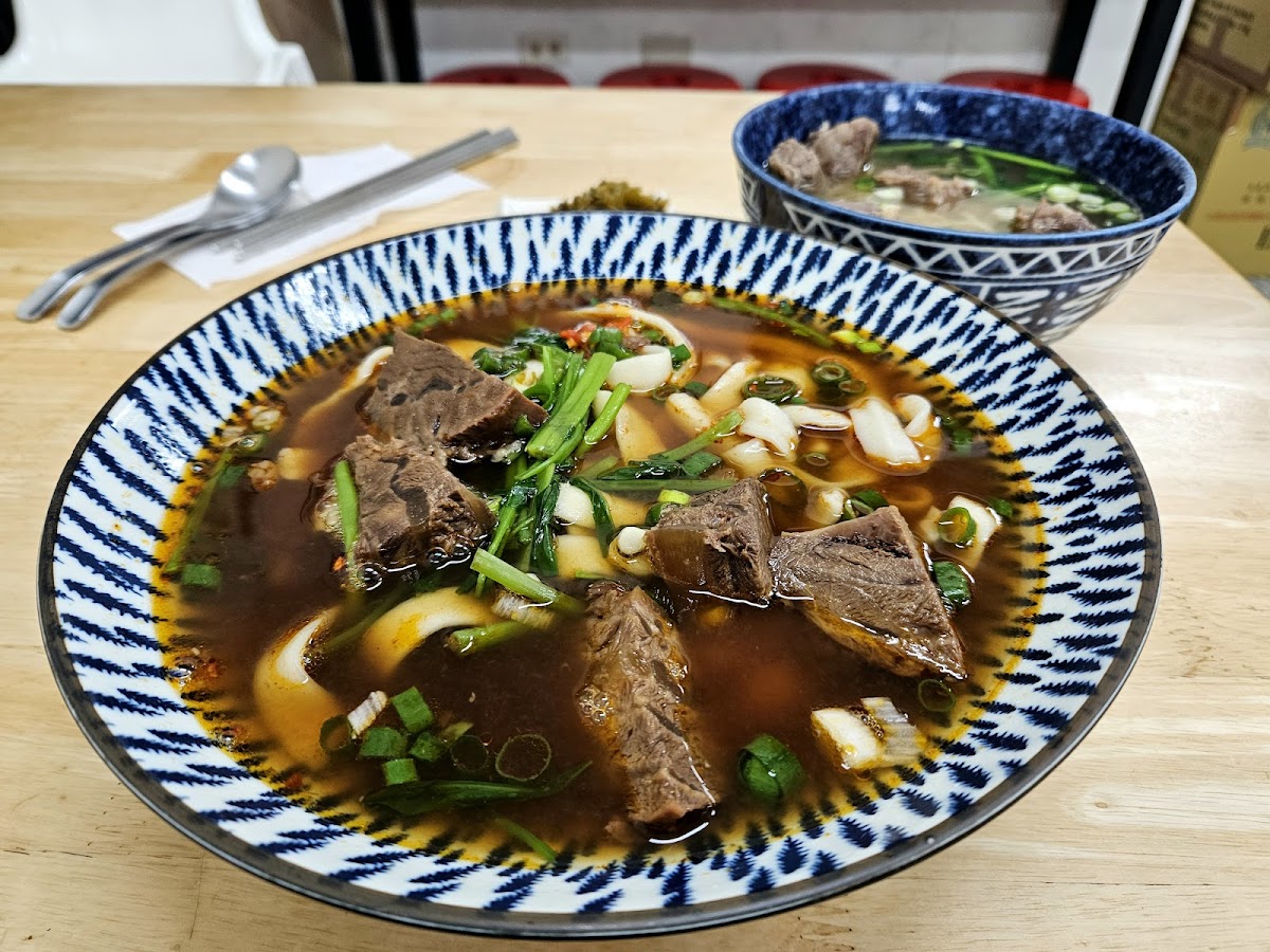Ding Teng Beef Noodle Restaurant-4