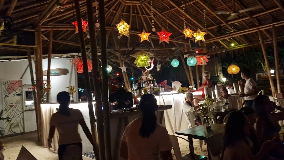 Dinibeach Bar And Restaurant-2