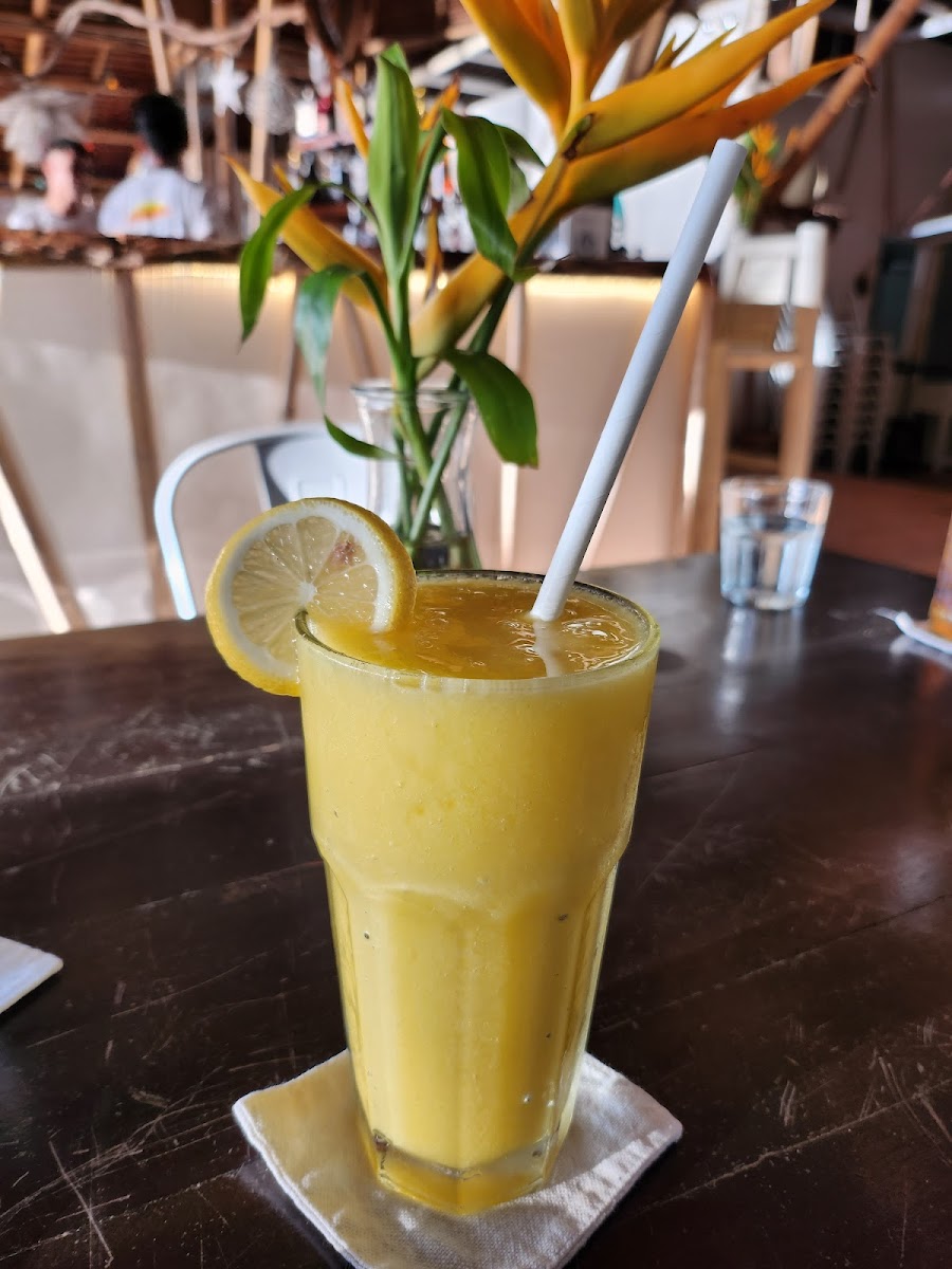 Dinibeach Bar And Restaurant-8
