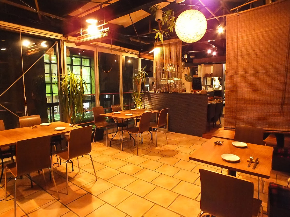 Dining Terrace In The Moon 照国