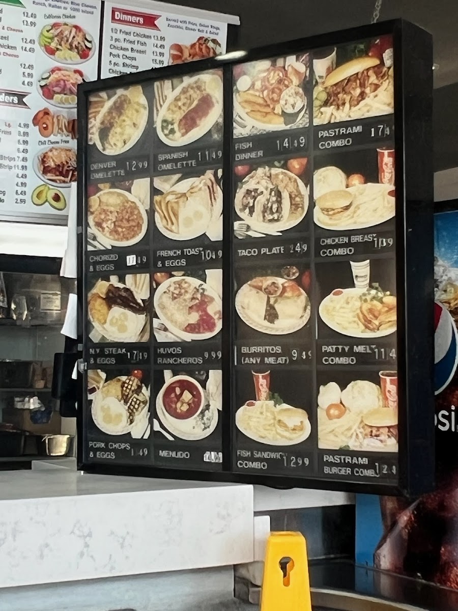 Menu Dino's Burgers-6