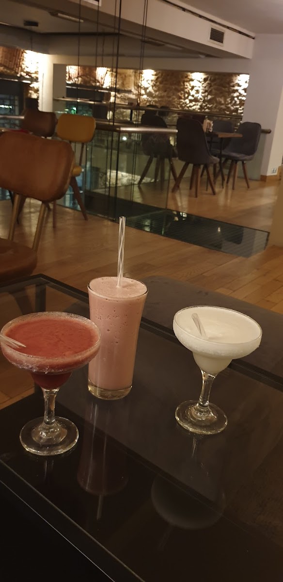 Diplo Cafe-7