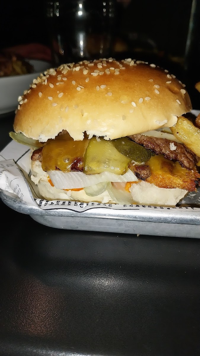 Distrikt Beer & Burger-8