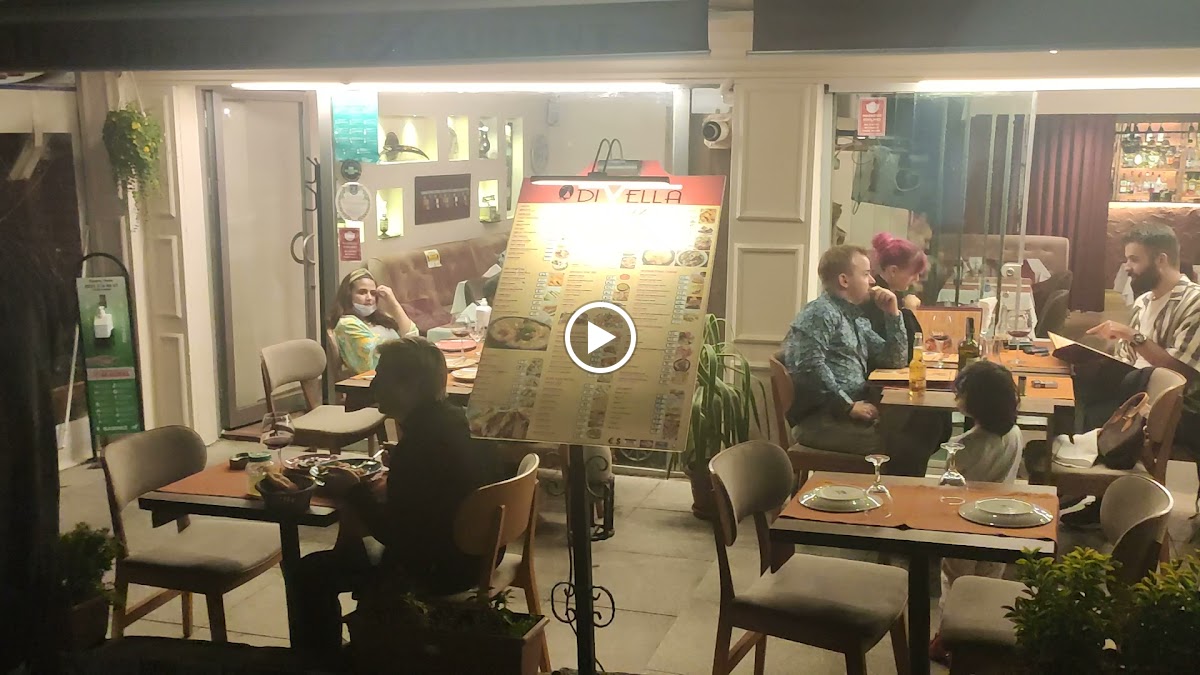 Divella Bistro Restaurant-2