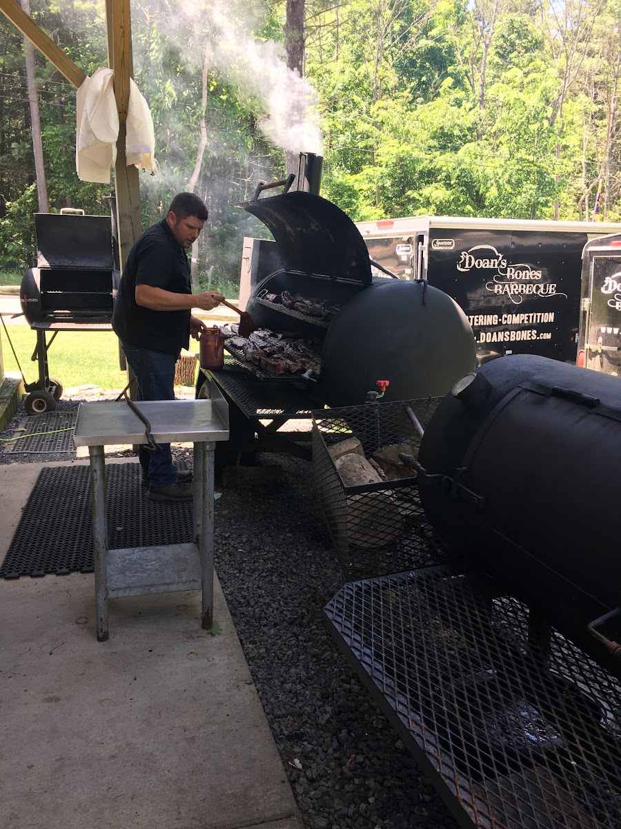 Doan's Bones Barbecue & Catering