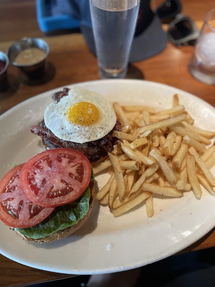 Doc B's Restaurant-9