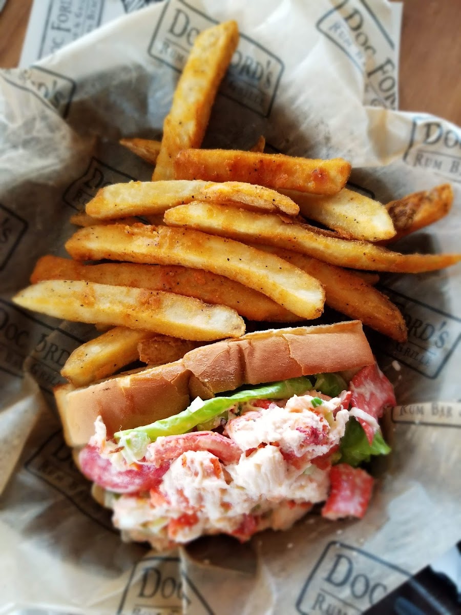 Doc Ford's Rum Bar & Grille - Ft. Myers Beach-7