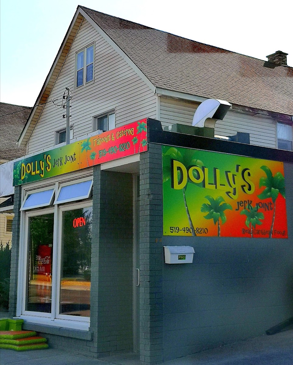 Dolly's Jerk Joint