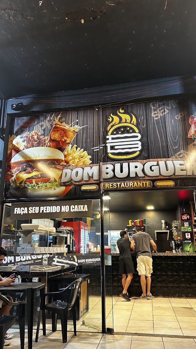 Dom Burguer Lanches-3