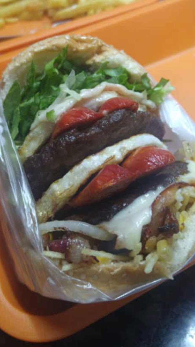 Dom Burguer Lanches-6