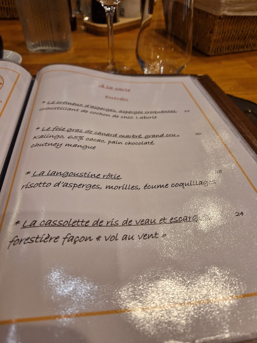 Menu Domaine De Bugatel (Le Restaurant)-5