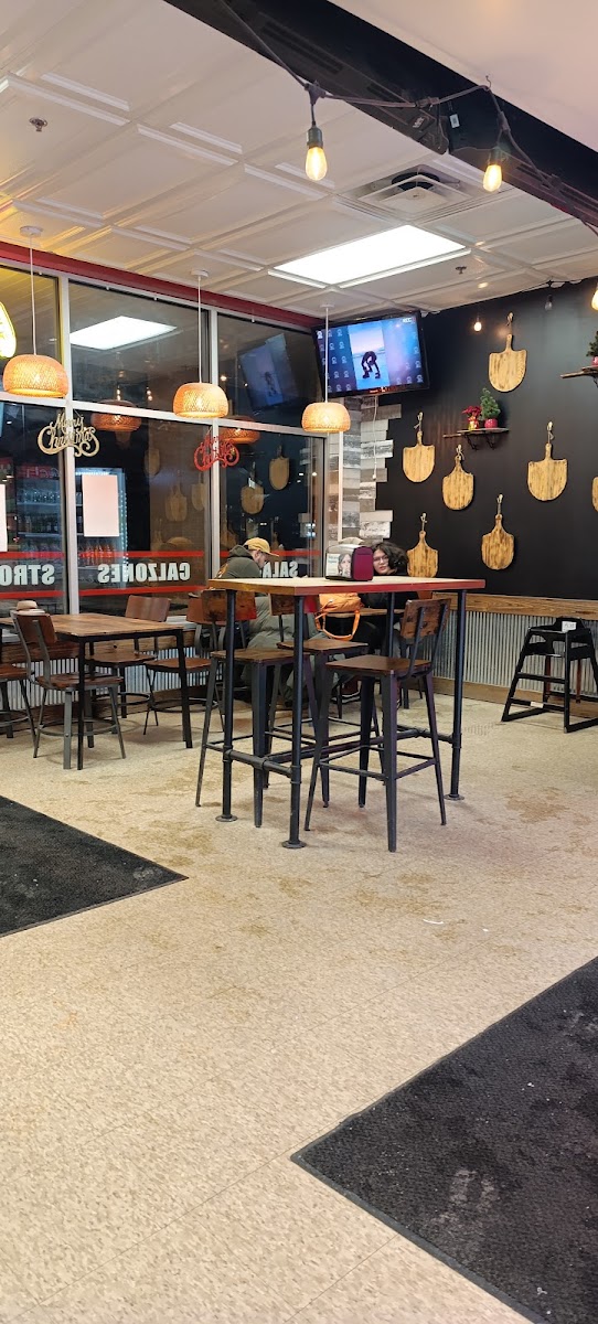 Don Petrino’S Pizzeria-3