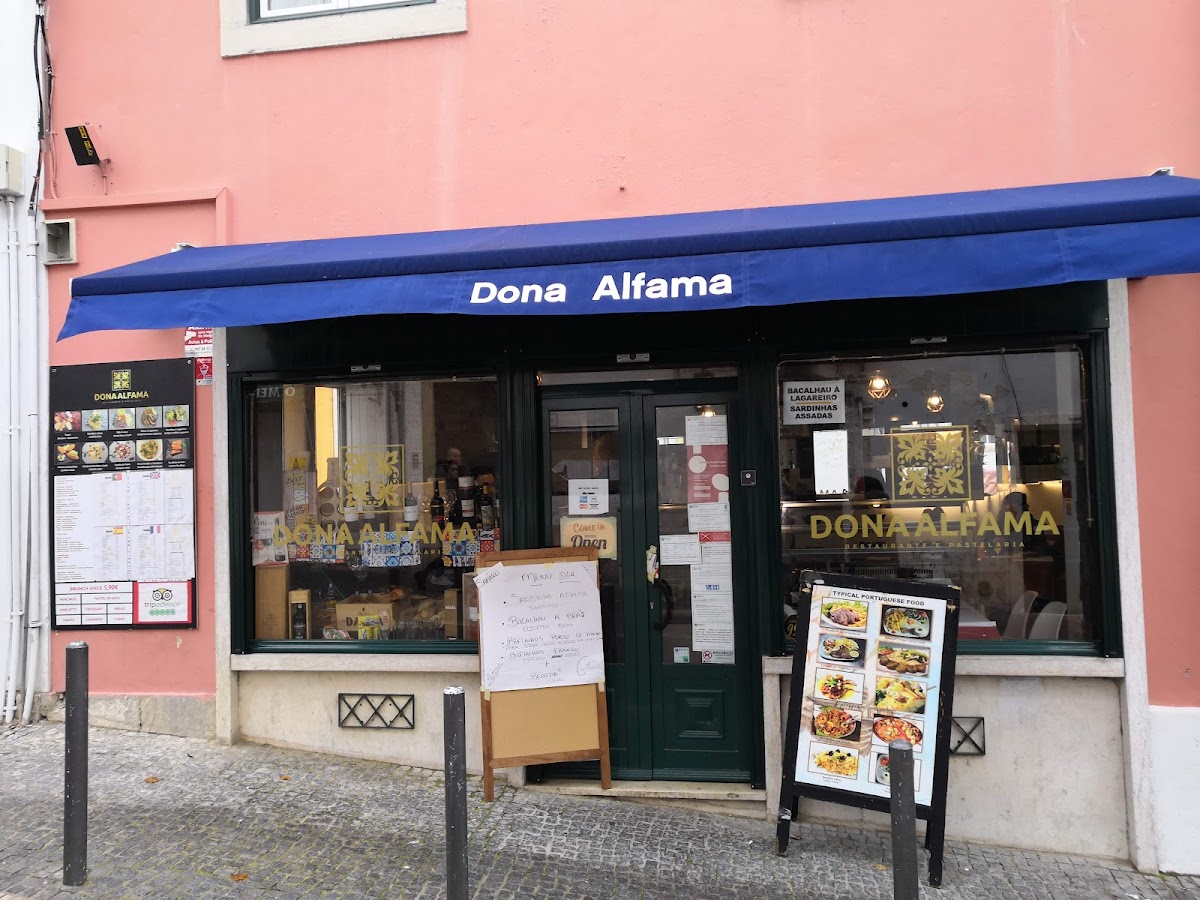 Dona Alfama