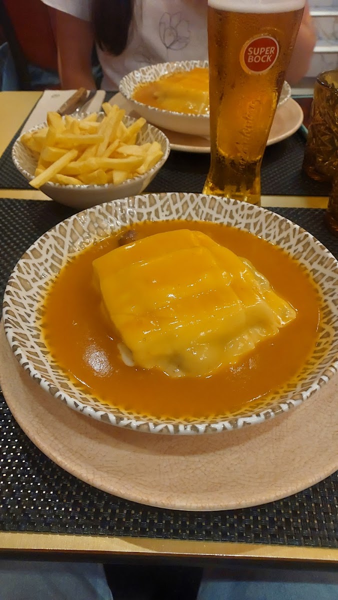Dona Francesinha Porto Coliseu-6