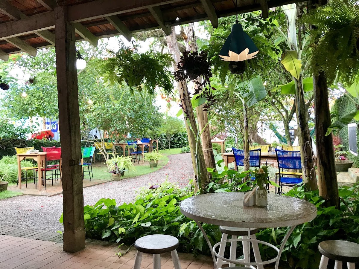 Donnabella Emporium And Comidaria Ilhabela