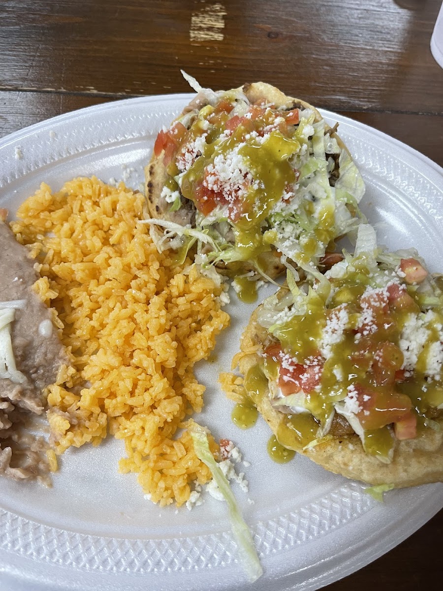 Dos Primos Taqueria & Restaurant’S-9