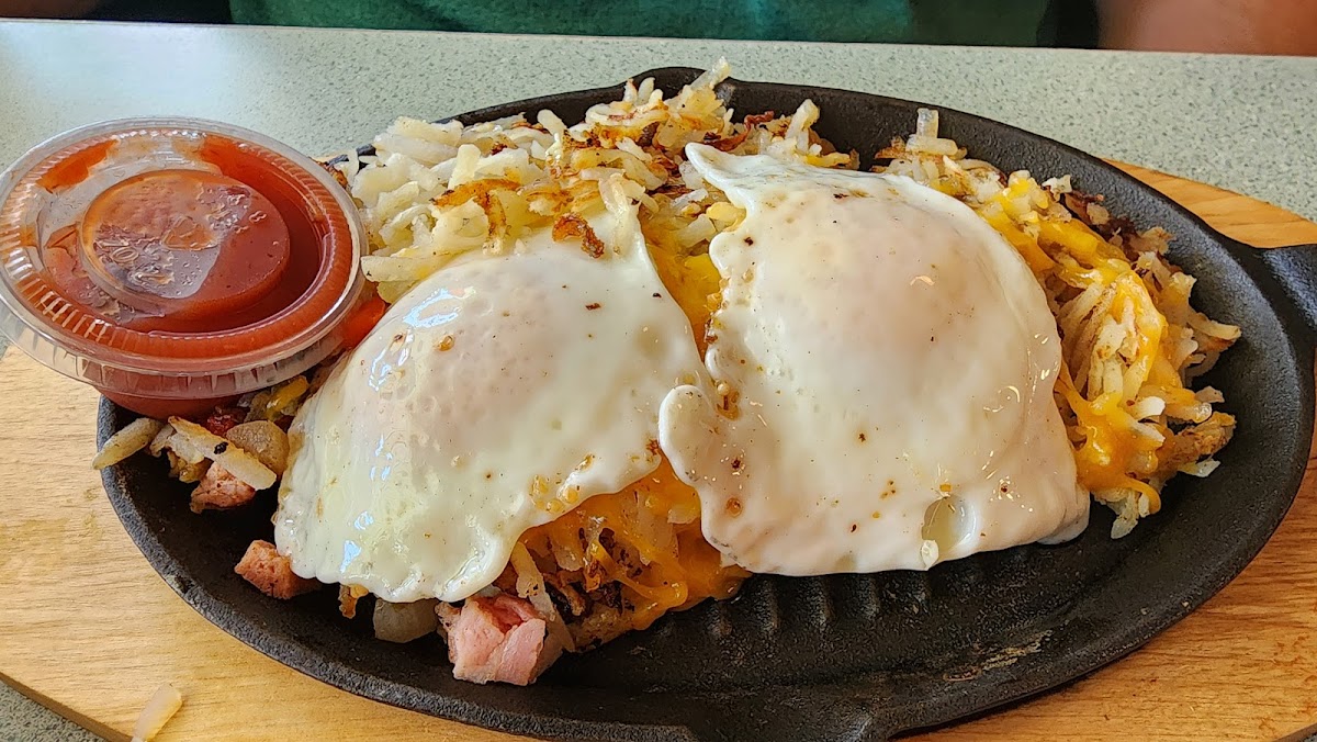 Dot's Cafe-2