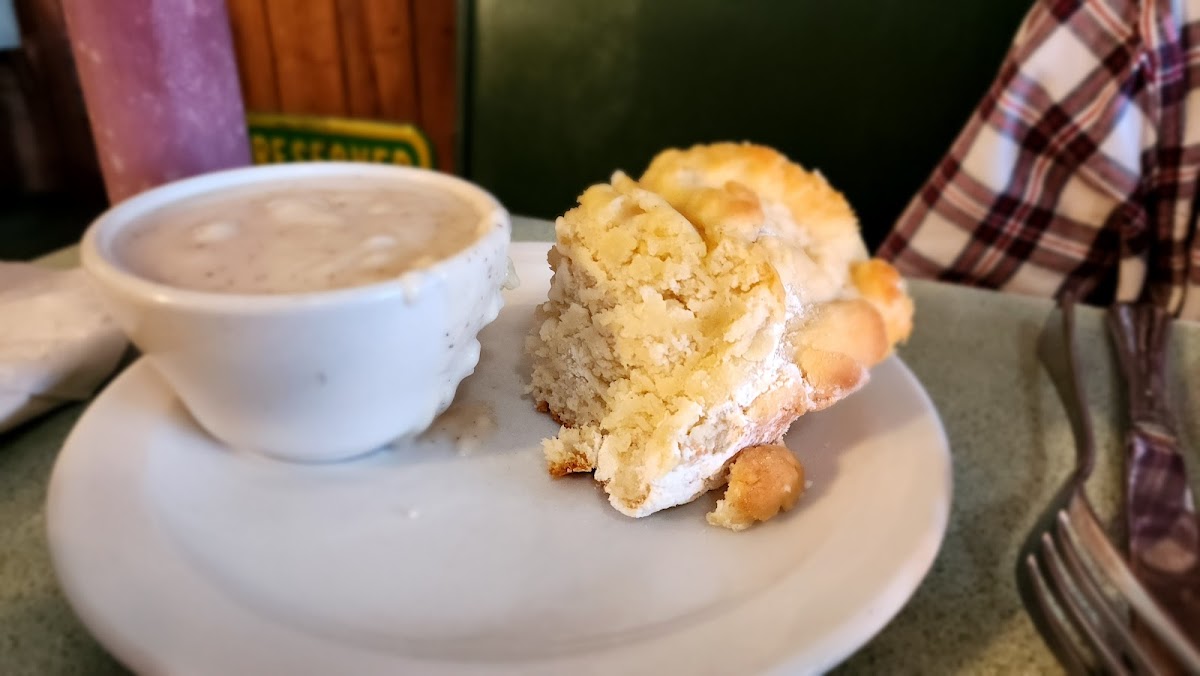 Dot's Cafe-7
