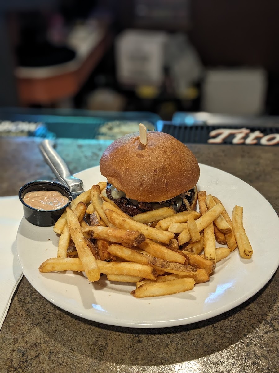 Double Barrel Craft Kitchen And Taphouse-3