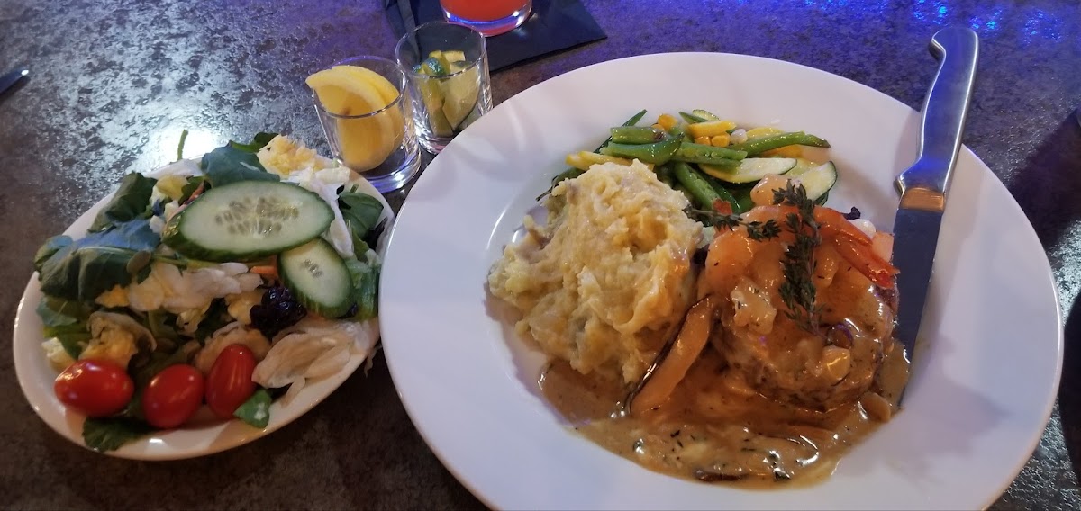 Double Barrel Craft Kitchen And Taphouse-8