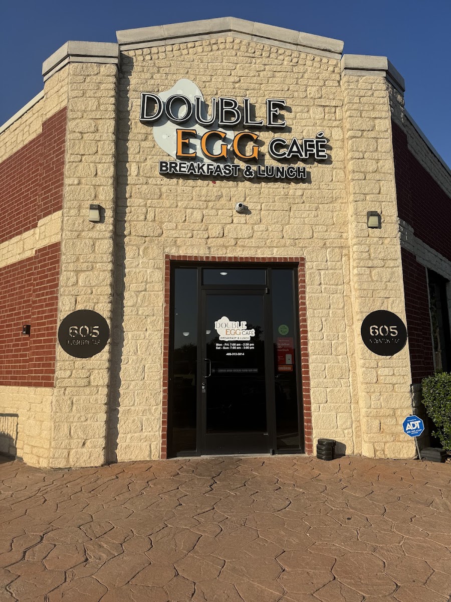 Double Egg Cafe