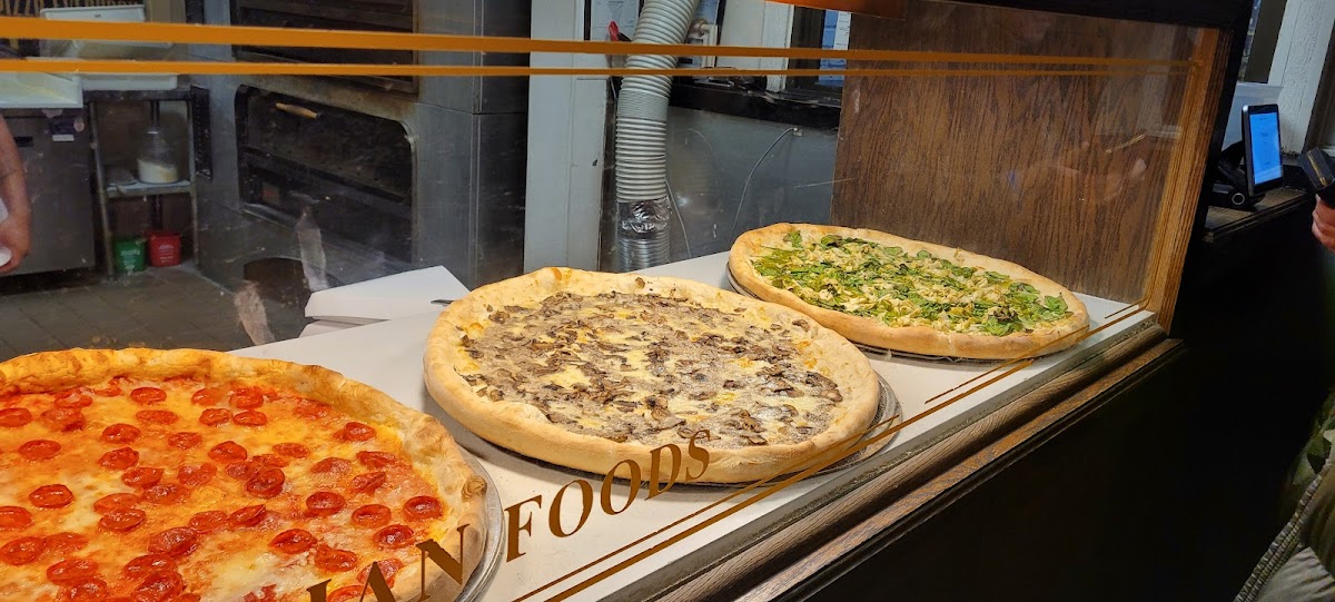 Dough Bros Pizzeria & Sub Shop-8