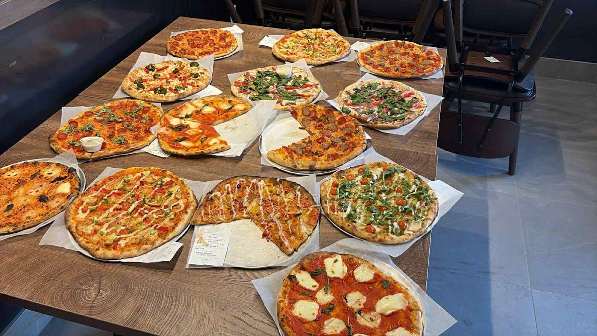 Doughbox Wood Fired Pizza & Pasta - Brantford-3