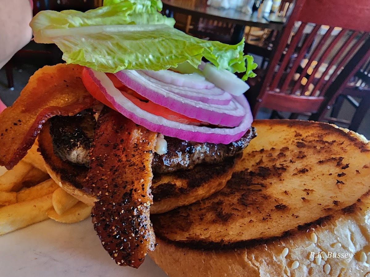 Duffy's Tavern & Family Restaurant-9