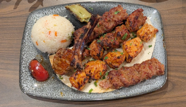 Duman Turkish Mediterranean Grill Bar-4