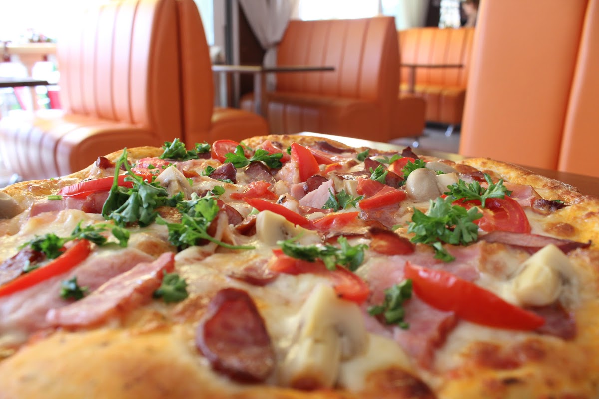 Dva Gusya Pizza-2