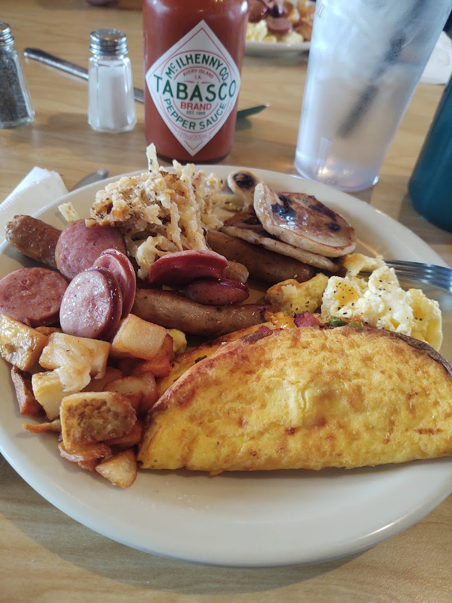 Eagles Crest Grill-4