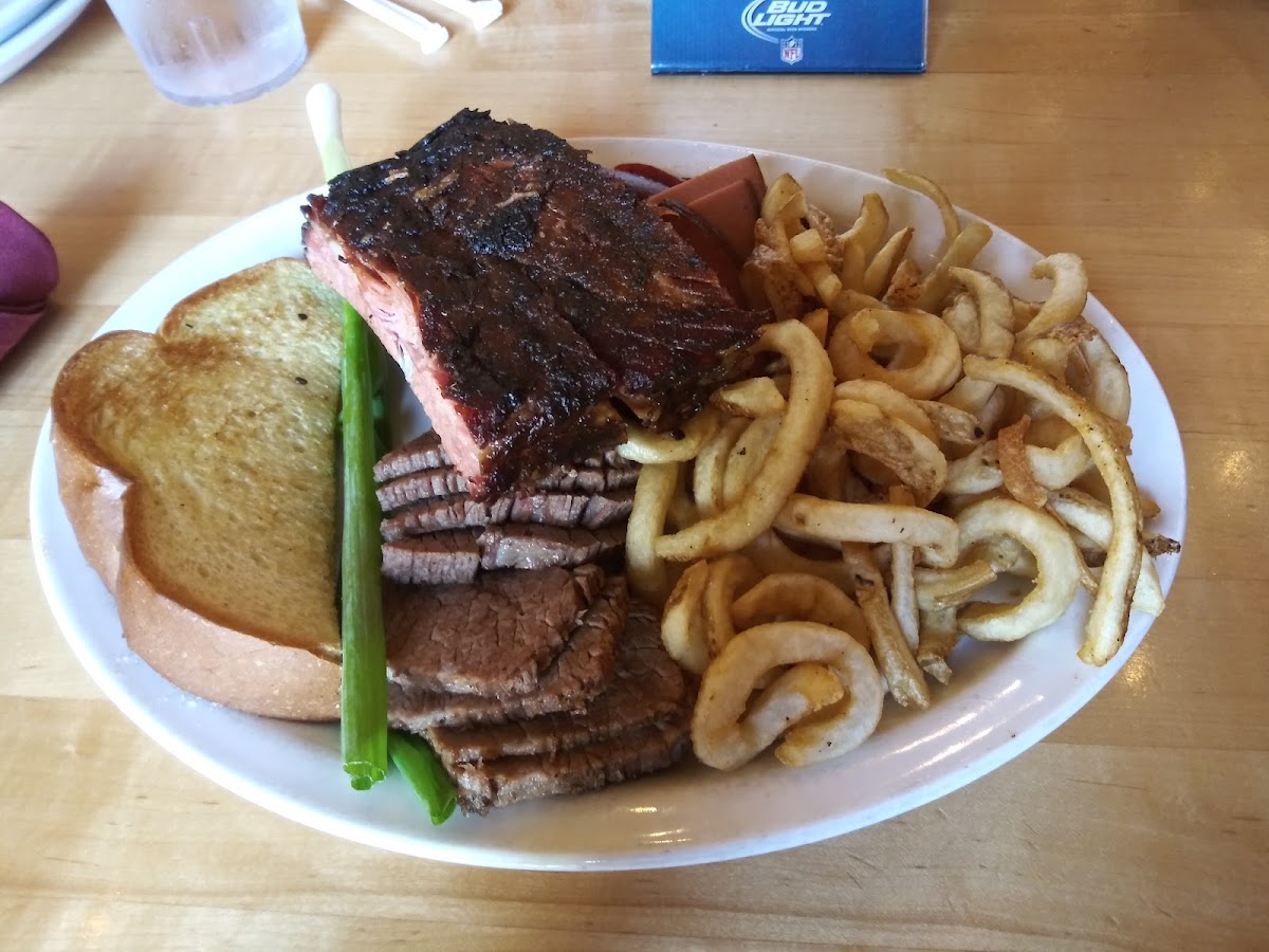 Earl's Rib Palace-7