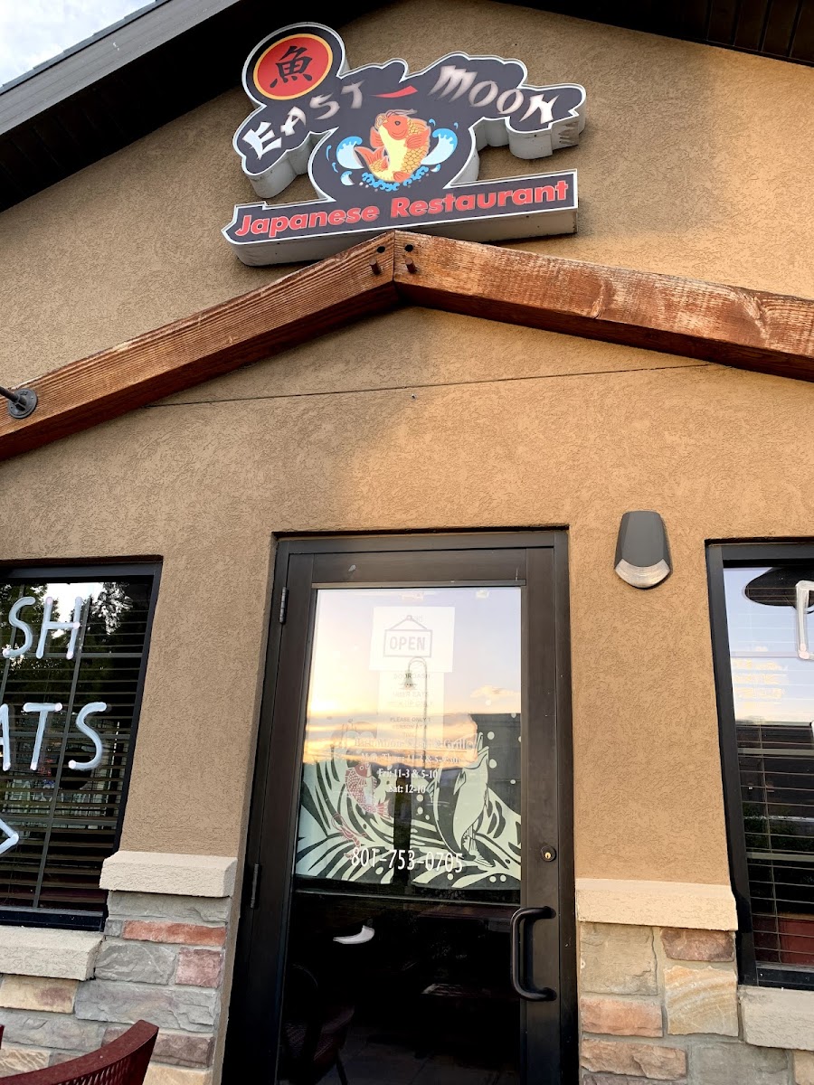 East Moon Sushi & Grill