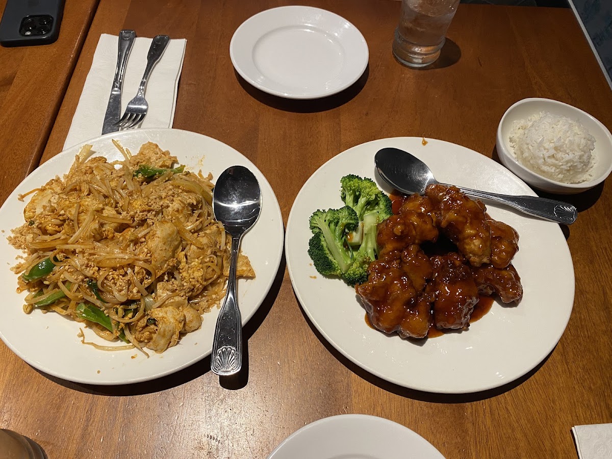 Eastwind Chinese Restaurant & Noodle Bar-5