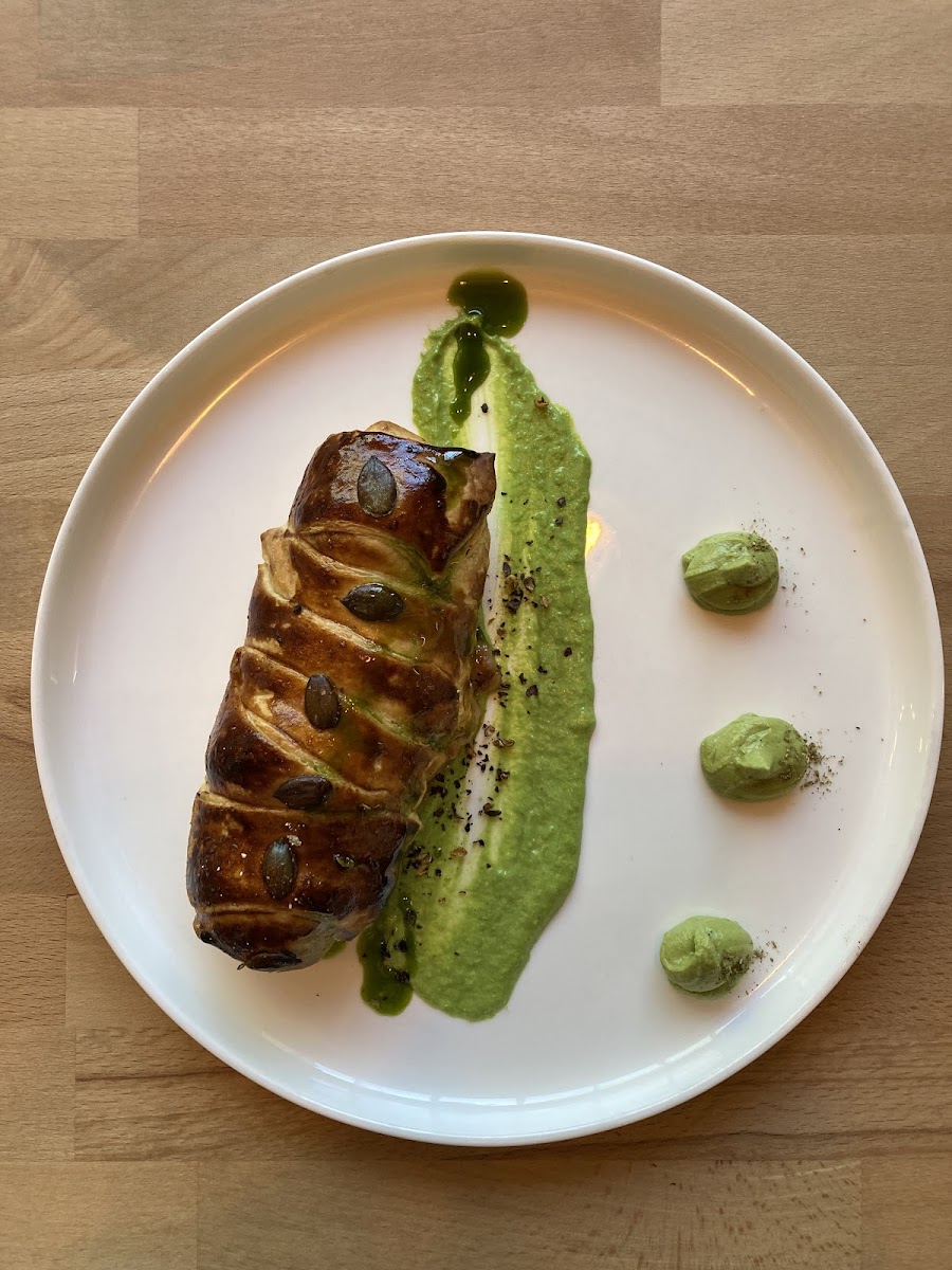 Edith Restaurant-2