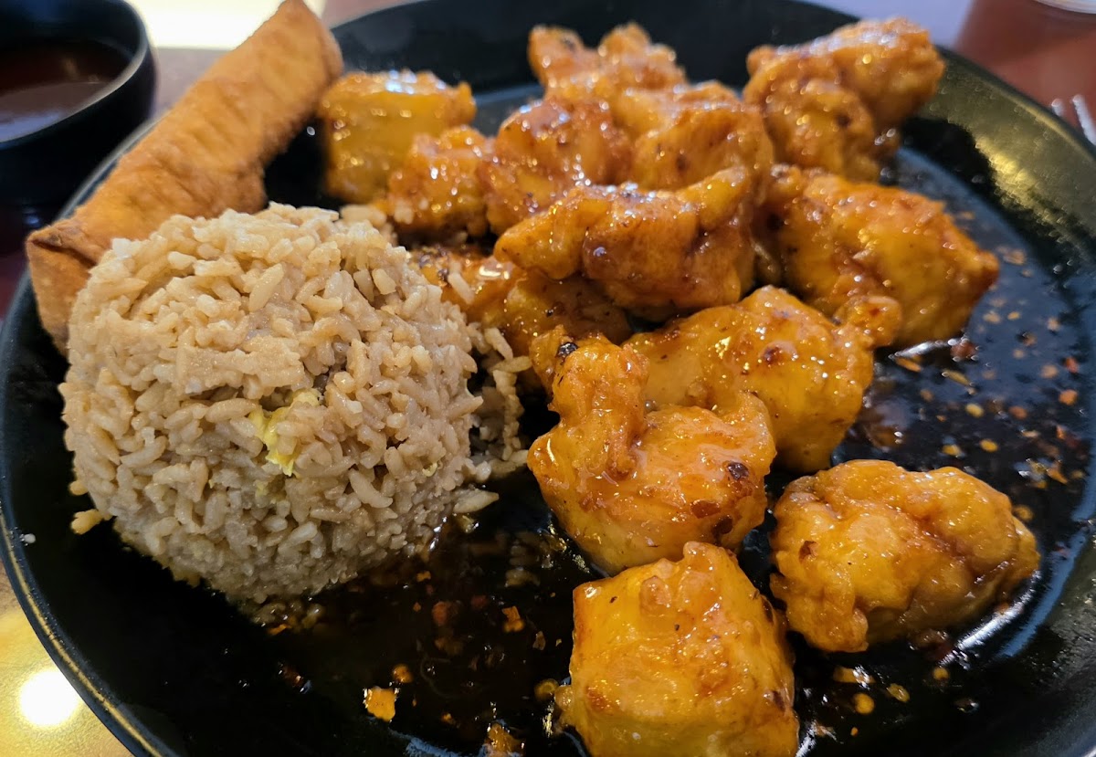 Egg Rolls Chinese Cafe-3