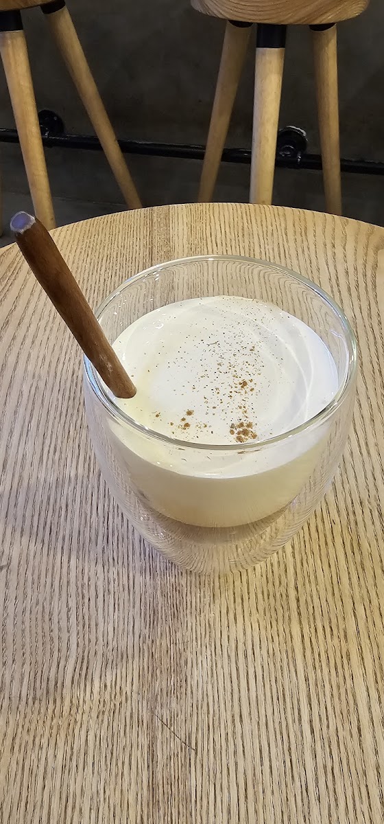Eggyolk Coffee-10