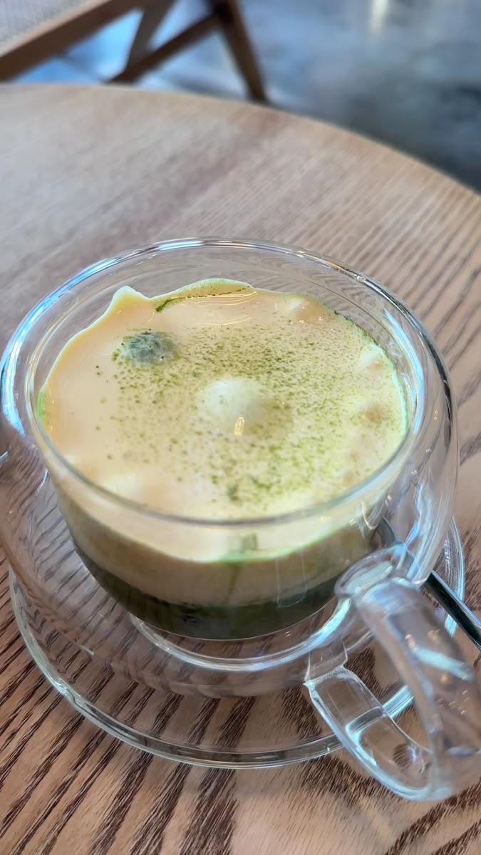 Eggyolk Coffee-2