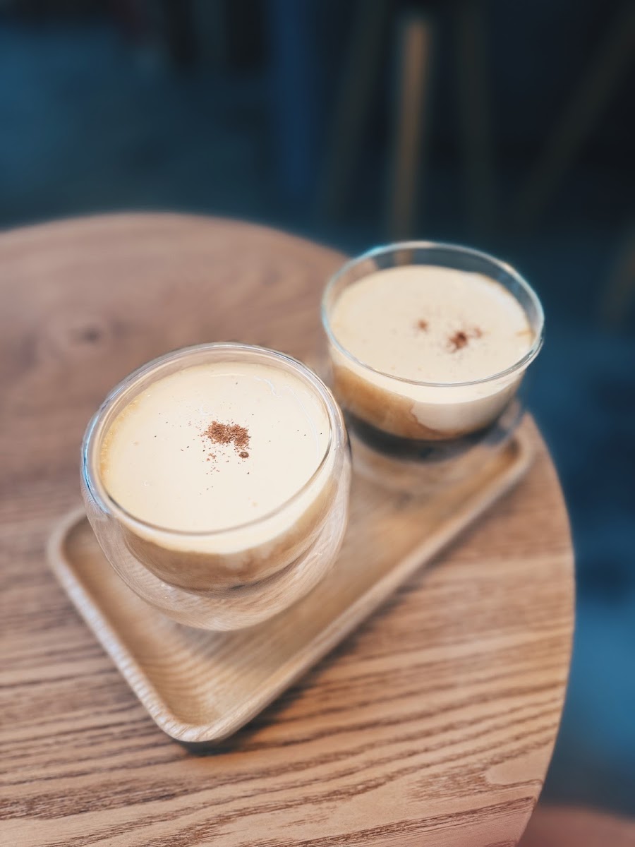Eggyolk Coffee-5