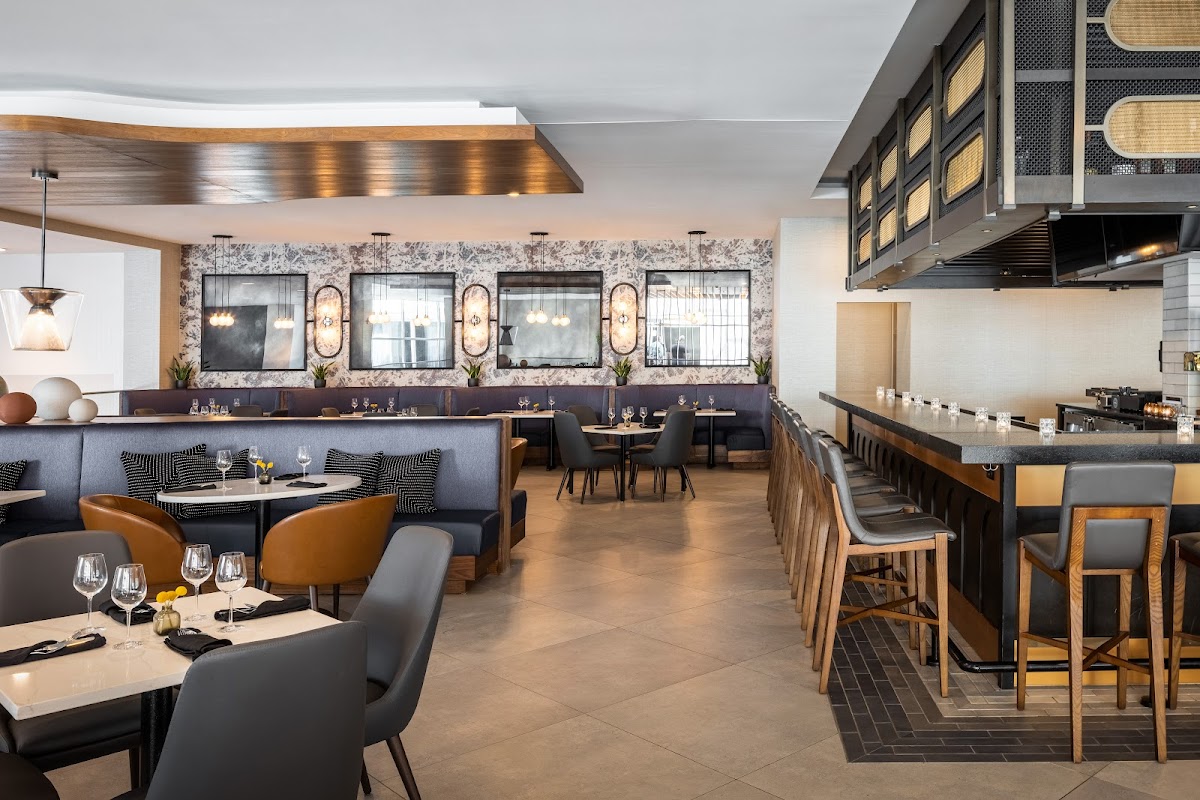Eighteen70 Restaurant & Bar