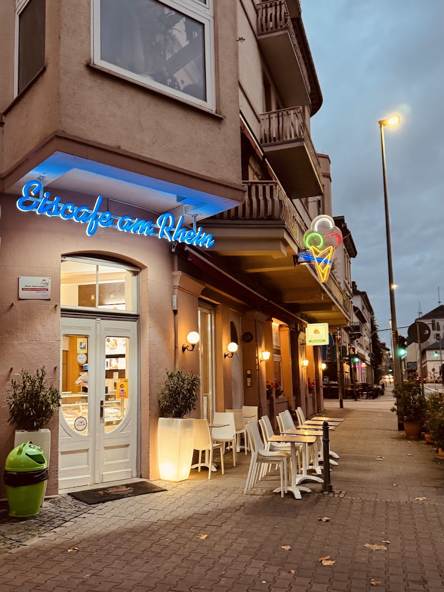 Eiscafé Am Rhein