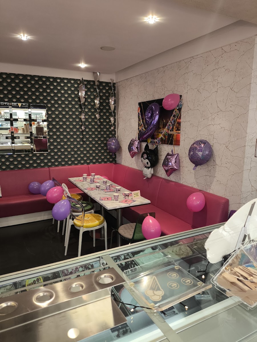 Eiscafé Isola Del Gelato