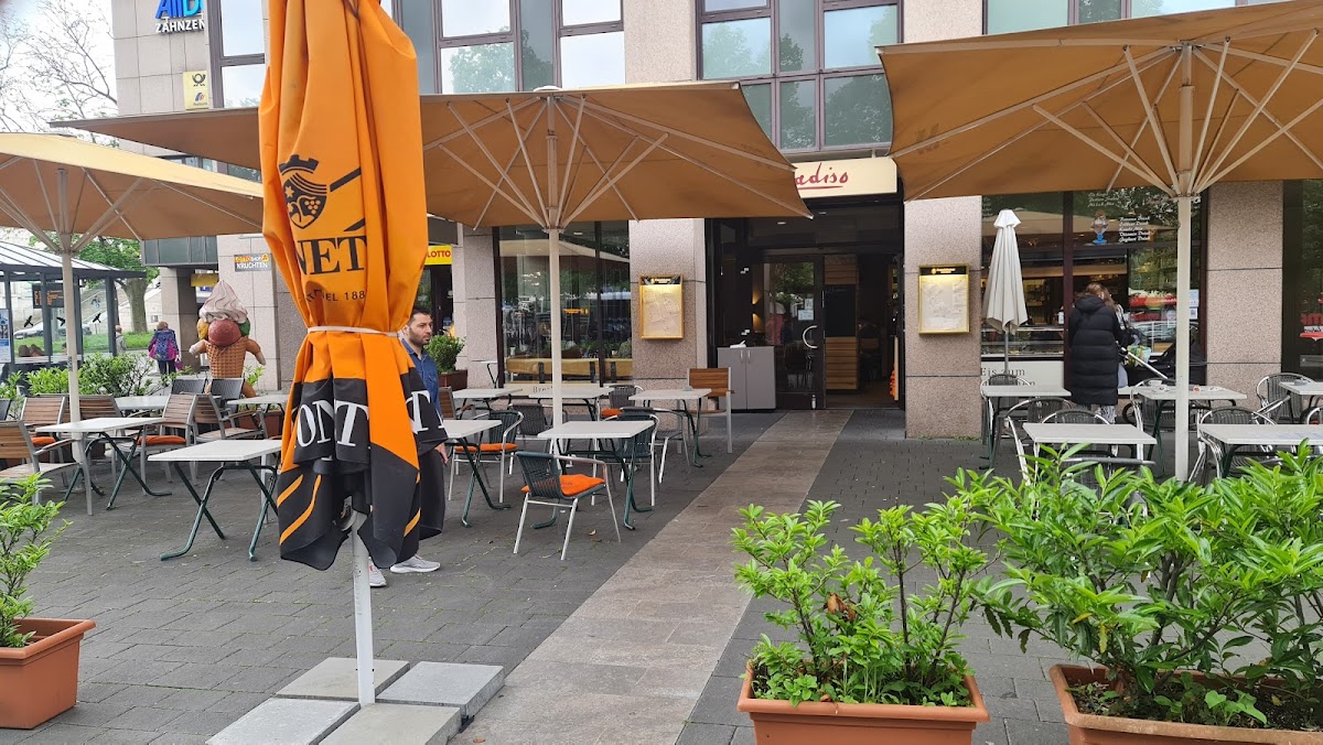 Eiscafé Paradiso Gmbh