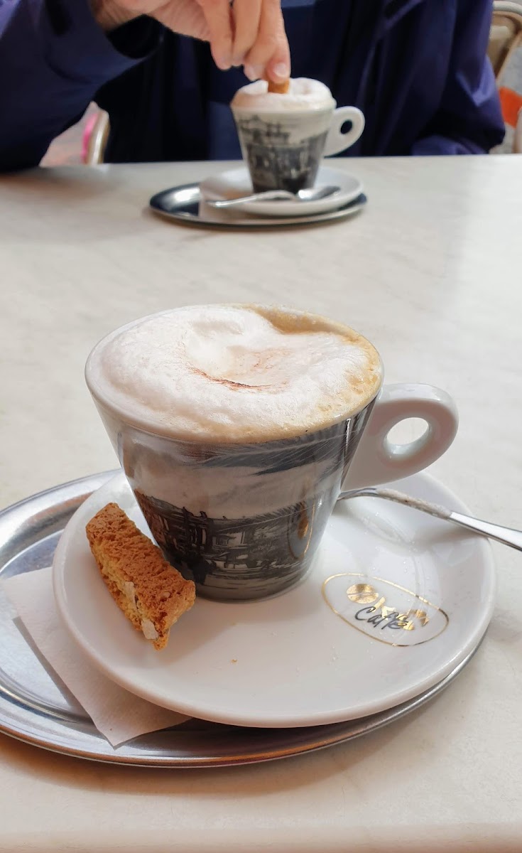 Eiscafe, Pizzeria & Feinkost Mamma Mia-5