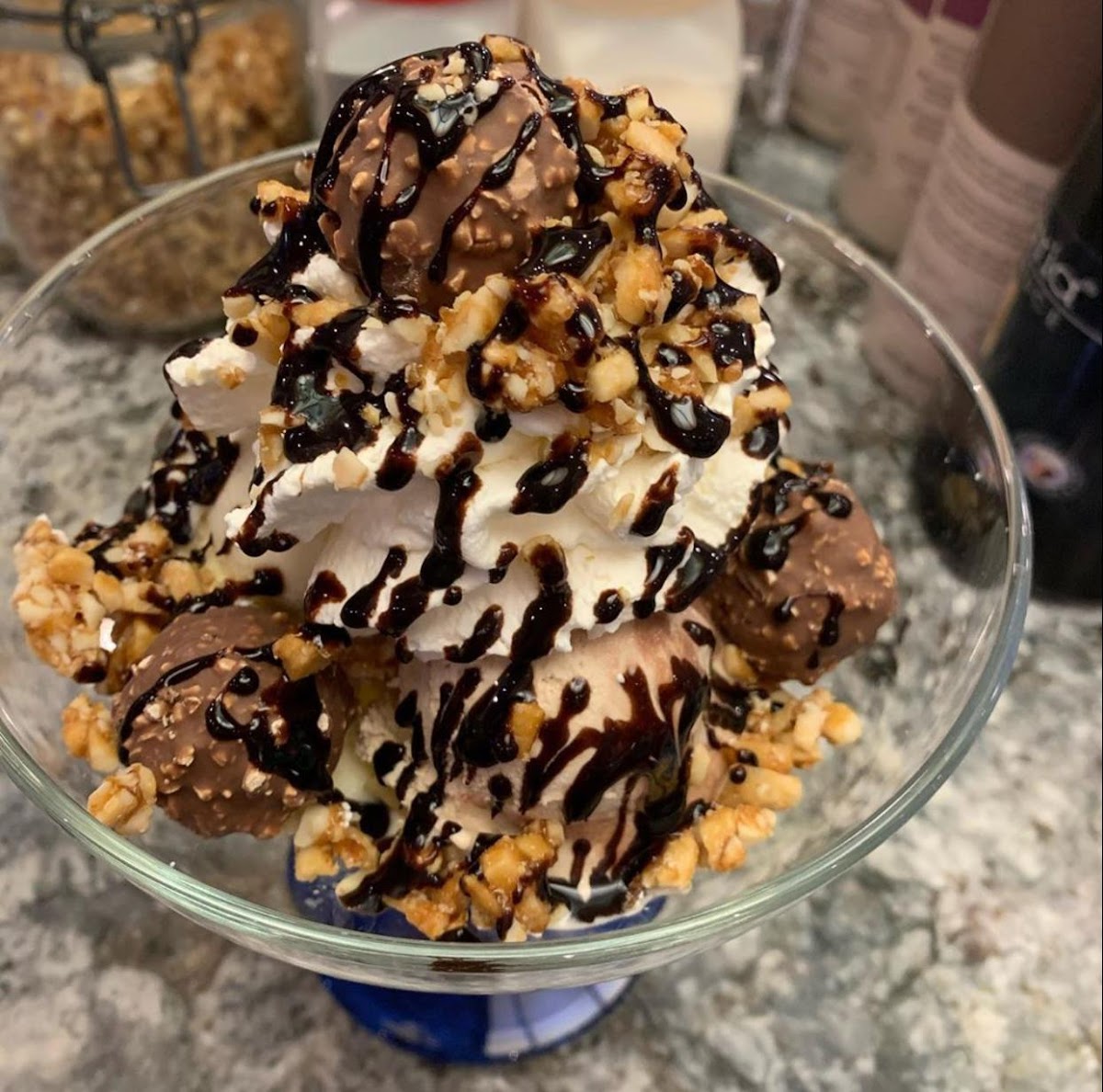 Eiscafè Venezia - Heuchelheim-8