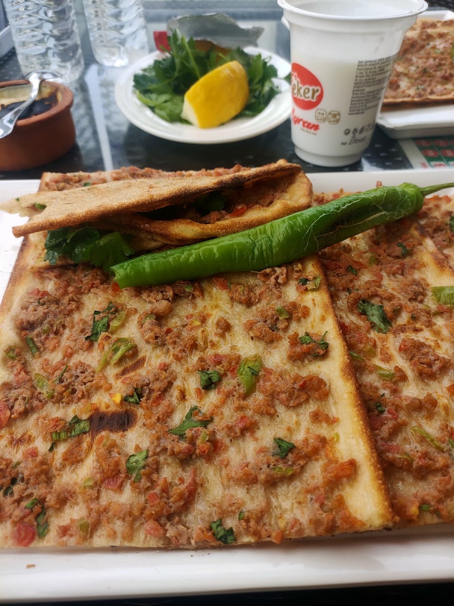 Ekrem Coşkun Etlekmek Cadde Meram Avm-7