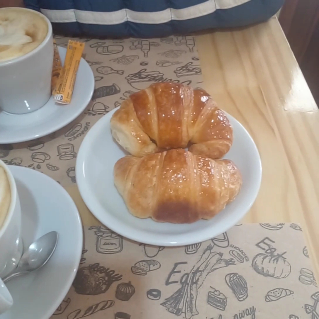 El Café De Gussi-2