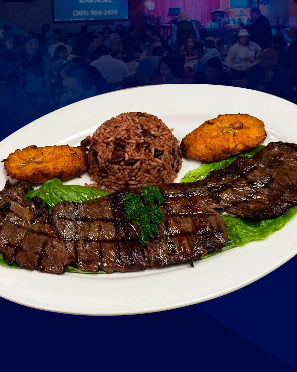 El Centroamericano Restaurant Y Liquor Bar-3